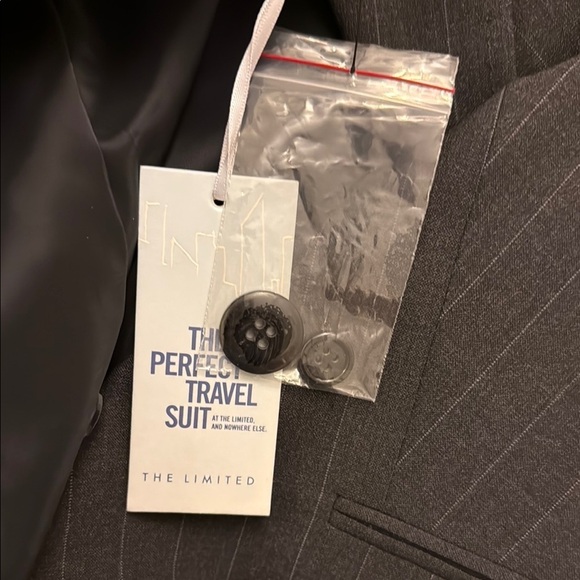 The Limited “The Perfect Travel Suit” Black Blazer Classic Tailored Design - Picture 8 of 11